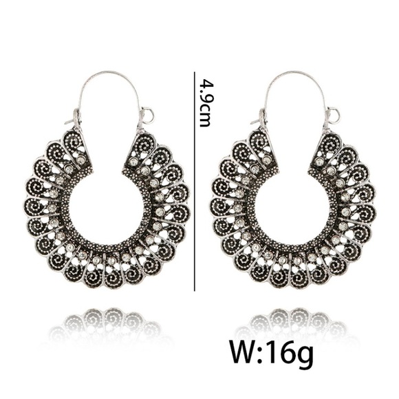 ♛ Bohemian Princess Crystal Earrings - Picture 7 of 8